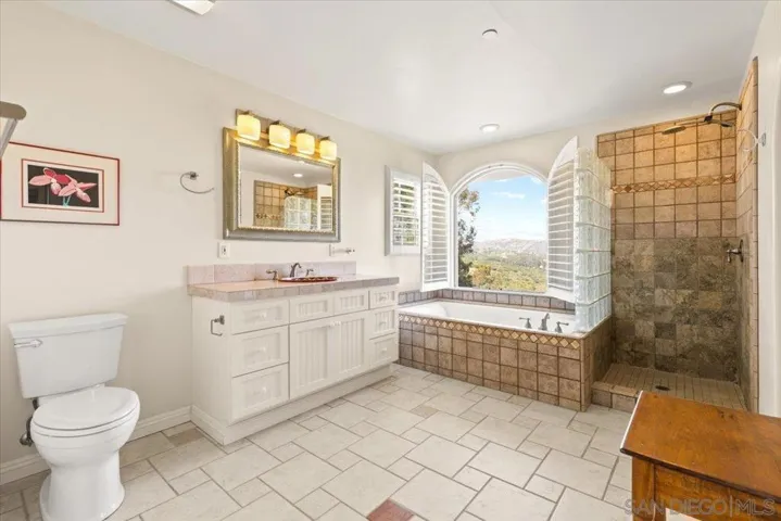 Primary Bath/Spa