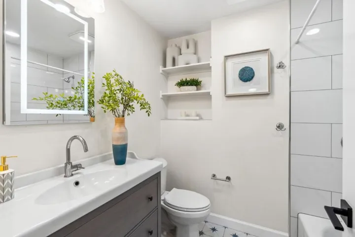 16220 Blossom Hill Road, Los Gatos, California 95032