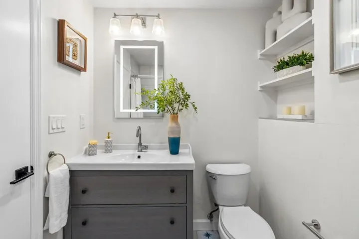 16220 Blossom Hill Road, Los Gatos, California 95032