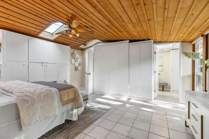 16220 Blossom Hill Road, Los Gatos, California 95032