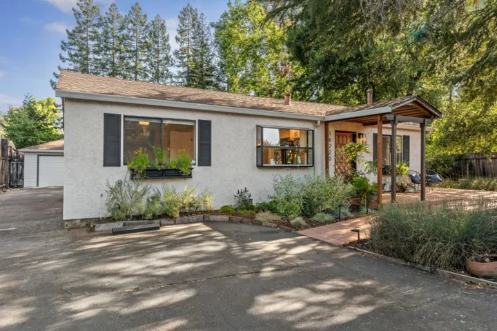 16220 Blossom Hill Road, Los Gatos, California 95032