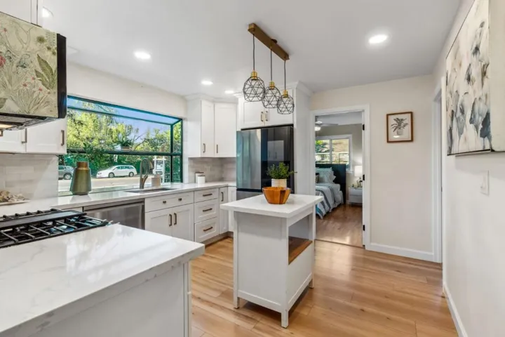 16220 Blossom Hill Road, Los Gatos, California 95032