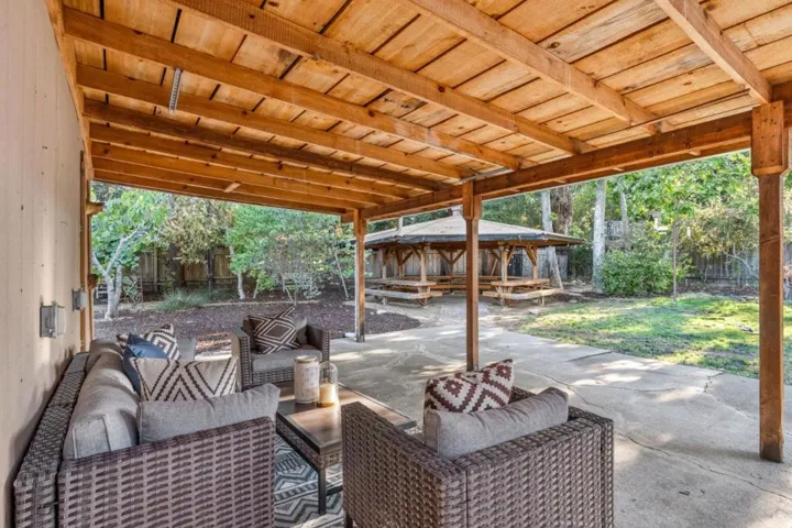 16220 Blossom Hill Road, Los Gatos, California 95032