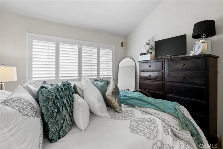15432 La Mirada Boulevard A201, La Mirada, California 90638