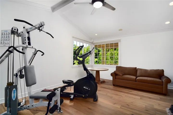 6055 Macadam Court, Agoura Hills, California 91301
