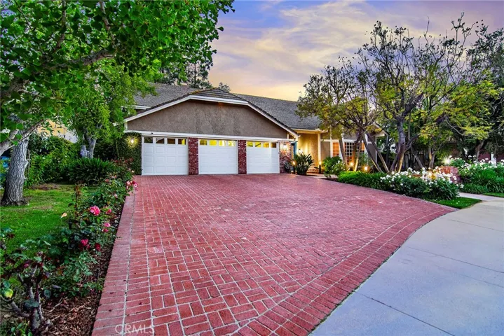 6055 Macadam Court, Agoura Hills, California 91301