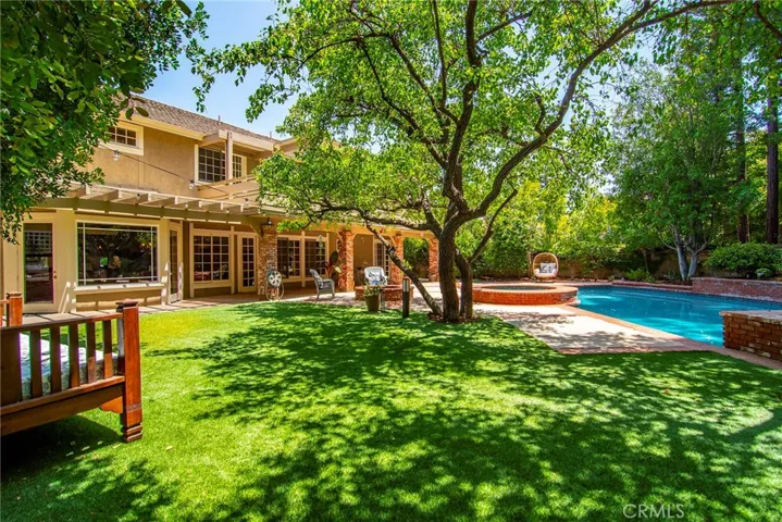 6055 Macadam Court, Agoura Hills, California 91301