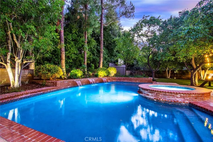 6055 Macadam Court, Agoura Hills, California 91301
