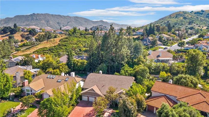 6055 Macadam Court, Agoura Hills, California 91301
