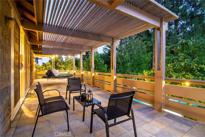 6055 Macadam Court, Agoura Hills, California 91301