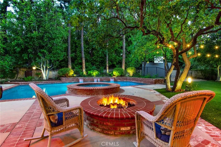 6055 Macadam Court, Agoura Hills, California 91301