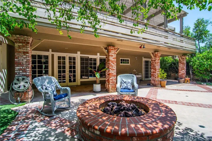 6055 Macadam Court, Agoura Hills, California 91301