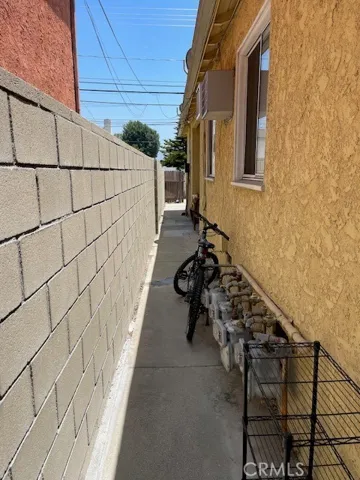 1850 N Hollywood Way, Burbank, California 91505