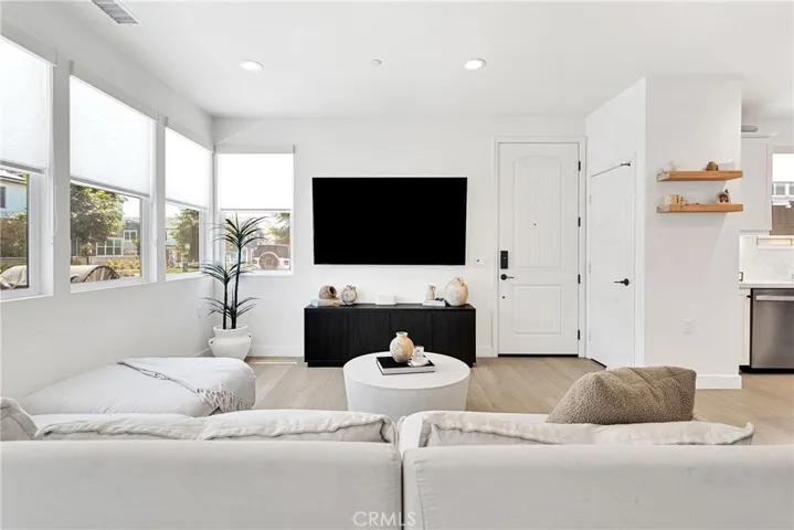 3612 E Moonlight Street 102, Ontario, California 91761