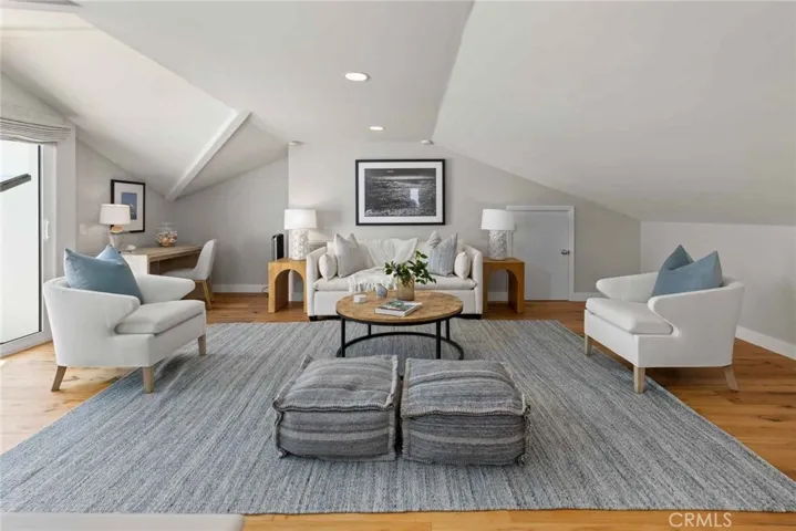 506 W Oceanfront 1, Newport Beach, California 92661