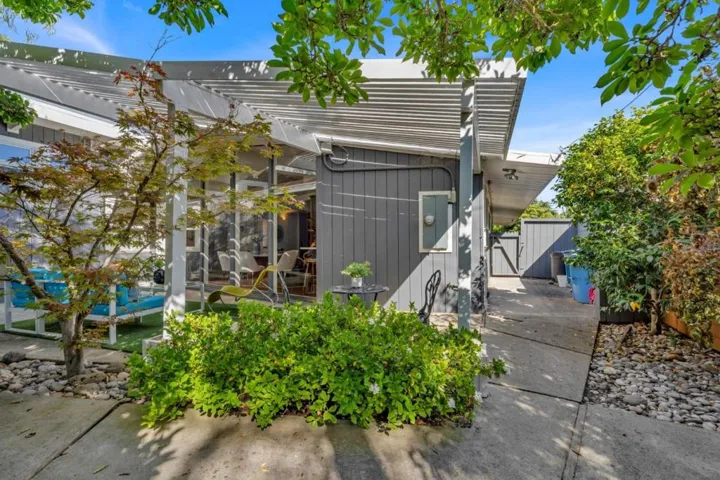 274 Tennessee Lane, Palo Alto, California 94306
