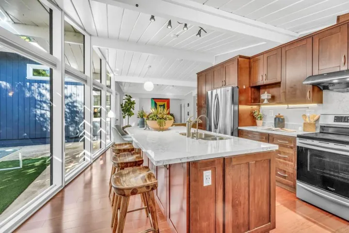 274 Tennessee Lane, Palo Alto, California 94306