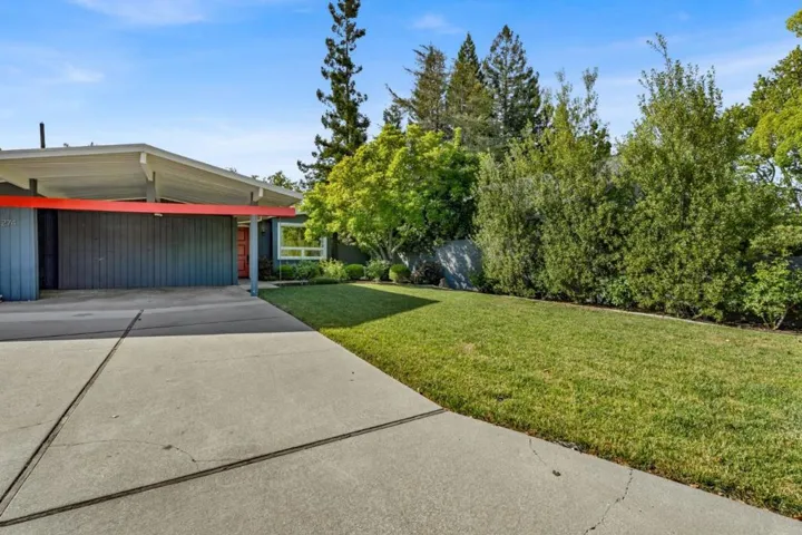 274 Tennessee Lane, Palo Alto, California 94306