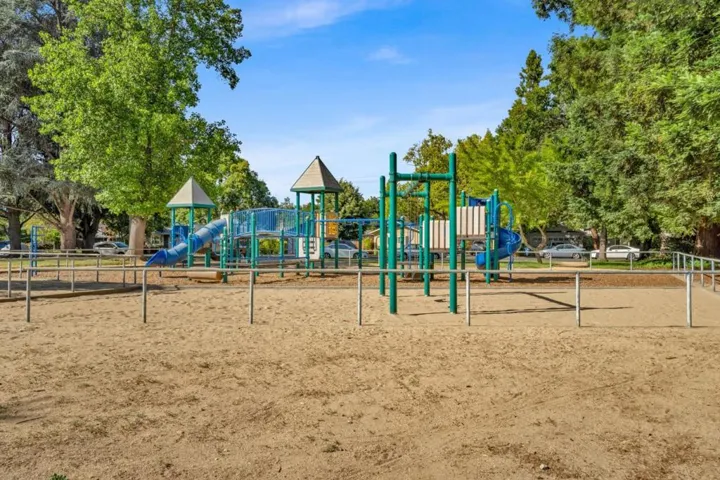 274 Tennessee Lane, Palo Alto, California 94306