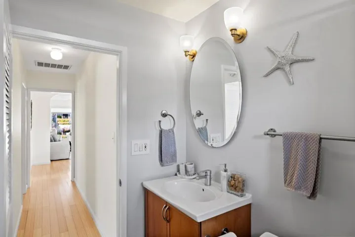 516 12th Street, Pacific Grove, California 93950