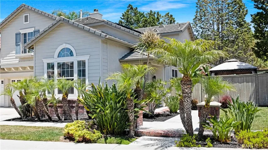 10 Spring View Way, Rancho Santa Margarita, California 92688