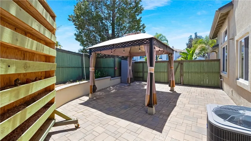 10 Spring View Way, Rancho Santa Margarita, California 92688