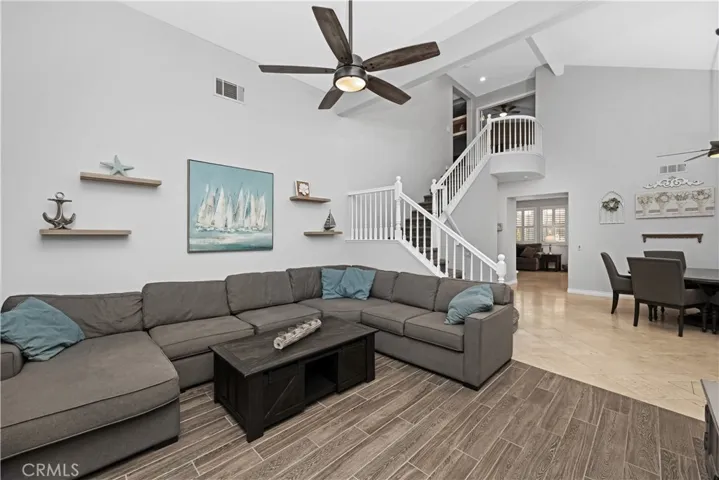 10 Spring View Way, Rancho Santa Margarita, California 92688