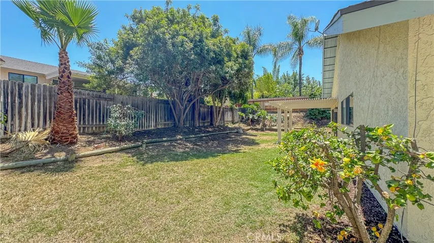 2210 Black Oak Place, Riverside, California 92506