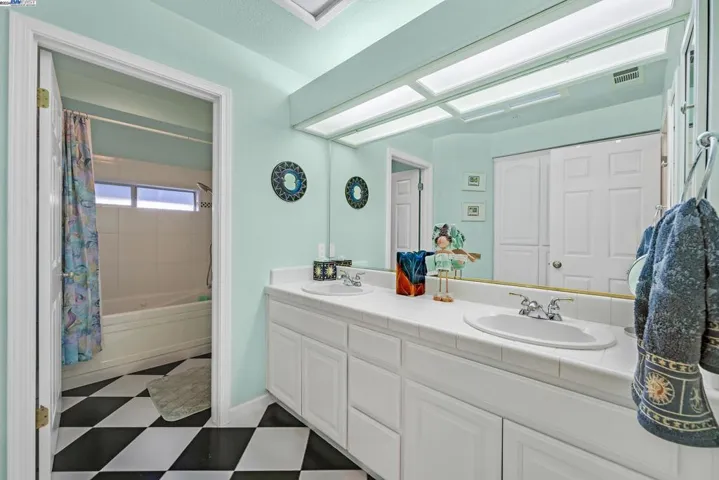 4491 Guilford Pl, Livermore, California 94550