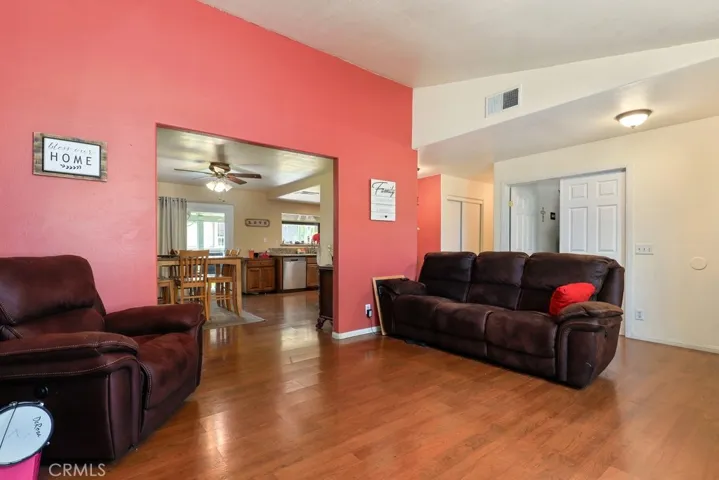 1343 Pera Street, Corona, California 92882