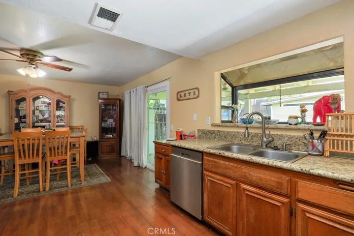 1343 Pera Street, Corona, California 92882