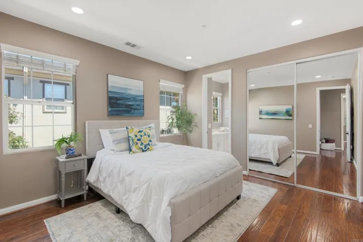 2974 Las Olas Court, Carlsbad, California 92009