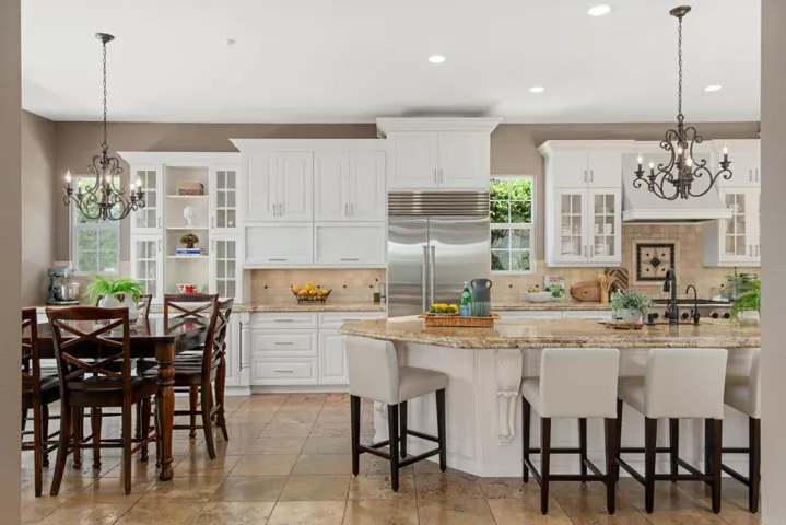 2974 Las Olas Court, Carlsbad, California 92009