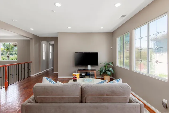 2974 Las Olas Court, Carlsbad, California 92009