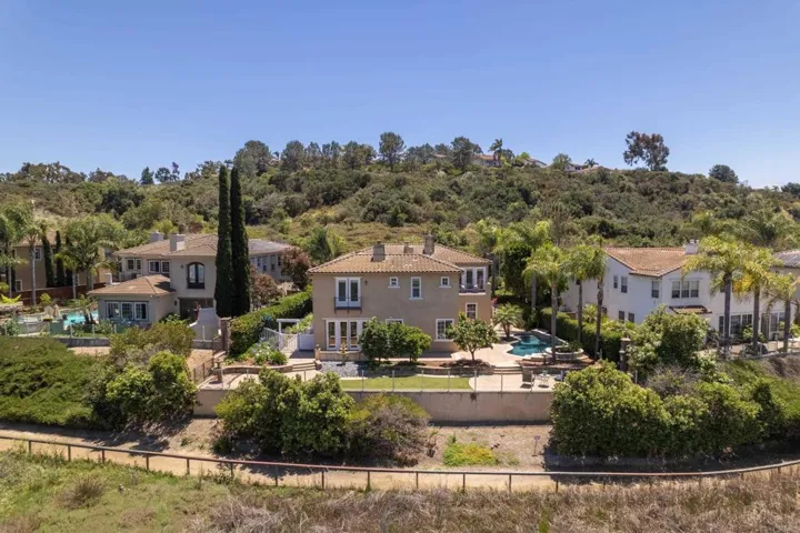 2974 Las Olas Court, Carlsbad, California 92009