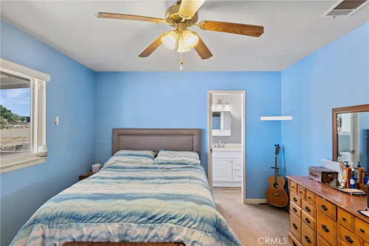 11935 Calcite Avenue, Hesperia, California 92345