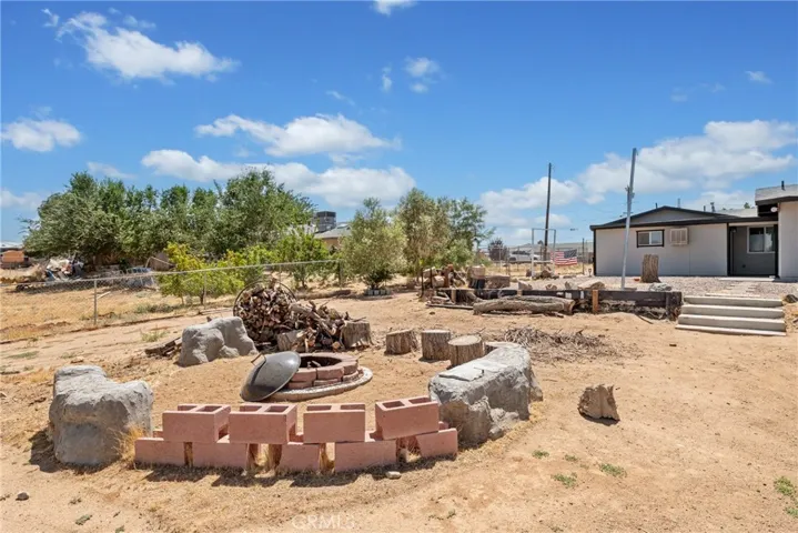 11935 Calcite Avenue, Hesperia, California 92345