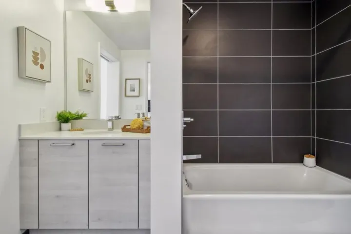 1075 Market Street 804, San Francisco, California 94103
