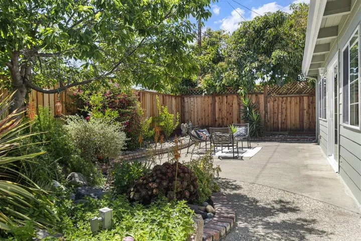 726 Sobrato Drive, Campbell, California 95008