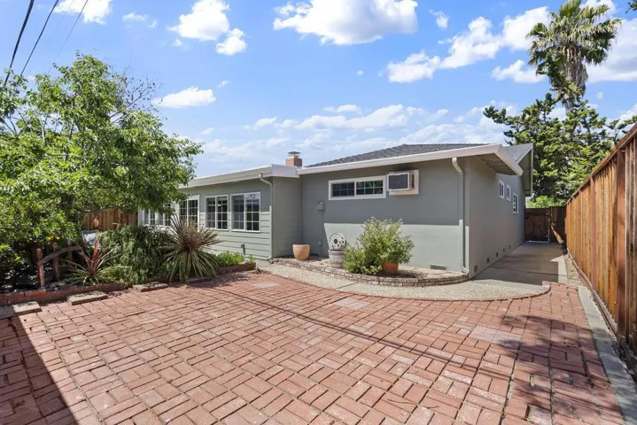 726 Sobrato Drive, Campbell, California 95008