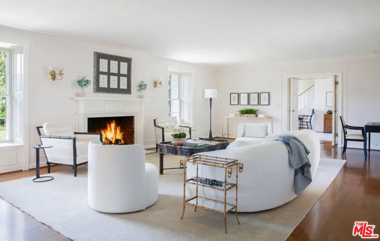 1682 E Valley Road, Santa Barbara, California 93108