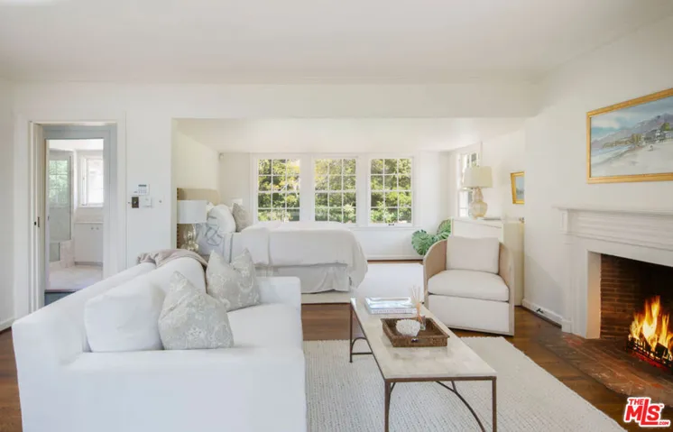 1682 E Valley Road, Santa Barbara, California 93108