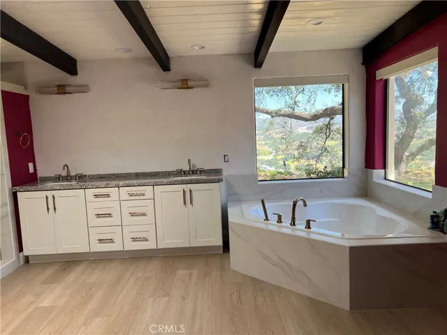 1828 Puerto Del Mundo, Fallbrook, California 92028