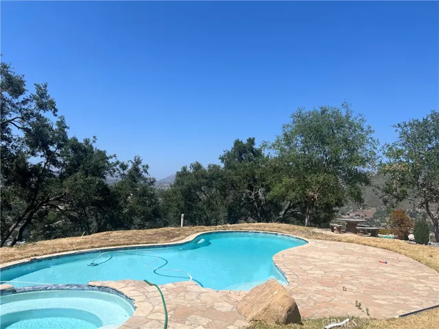 1828 Puerto Del Mundo, Fallbrook, California 92028