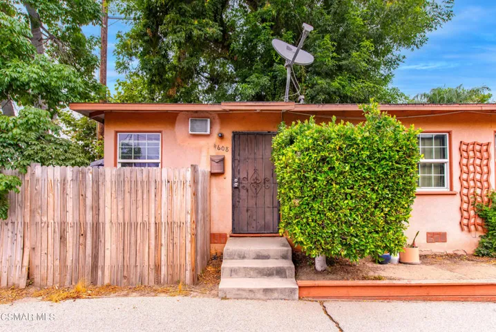 4606 Vineland Ave North Hollywood-12