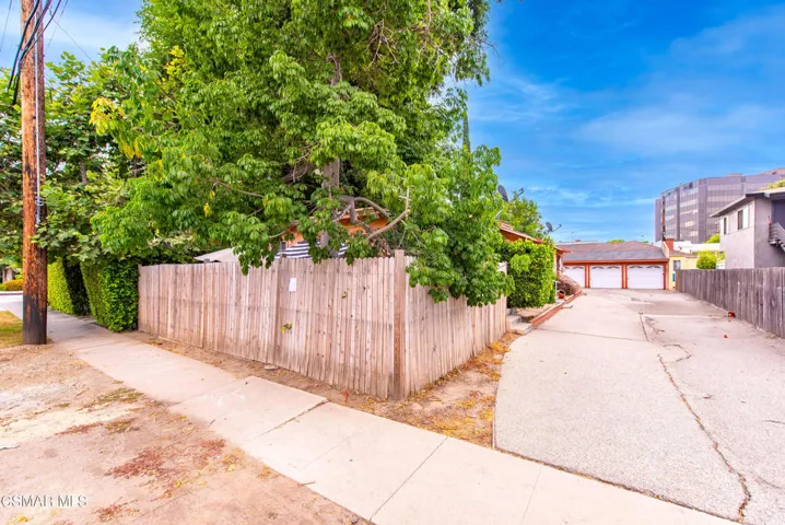 4606 Vineland Ave North Hollywood-15