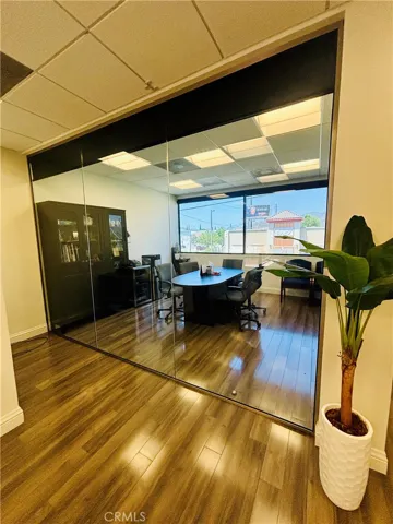 21053 Devonshire Street 201, Chatsworth, California 91311