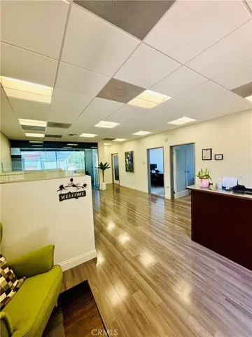 21053 Devonshire Street 201, Chatsworth, California 91311