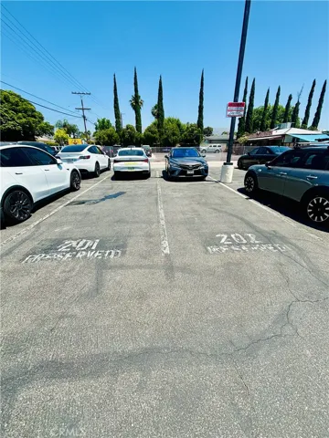 21053 Devonshire Street 201, Chatsworth, California 91311