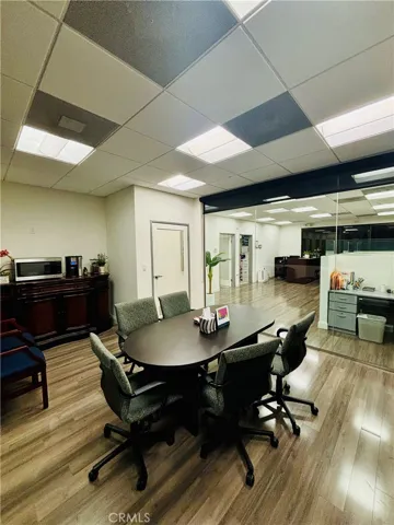21053 Devonshire Street 201, Chatsworth, California 91311
